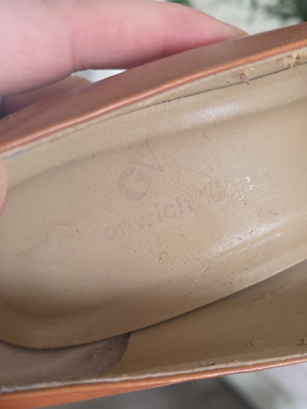 5/25$ Classic Leather Mid-Heel Loafers in Tan - Picture 9 of 12